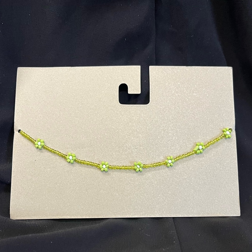 Urban Outfitters Green Floral Beaded necklace